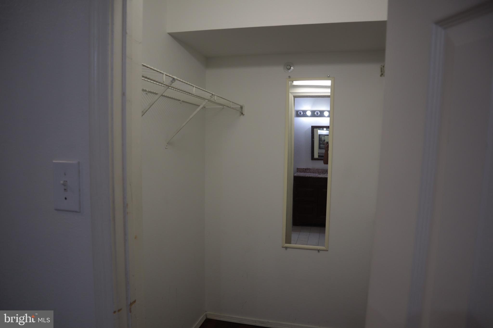 POINTE AT PARK CENTER - Residential