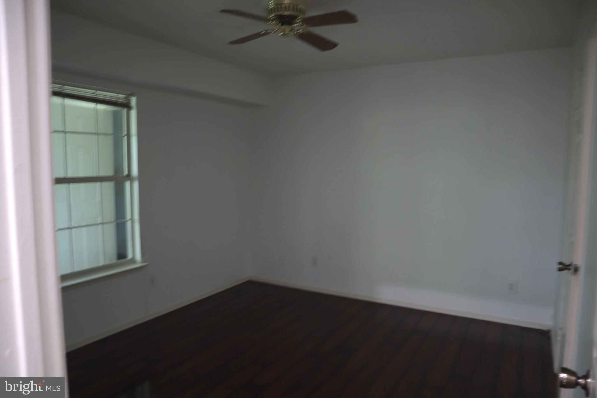 POINTE AT PARK CENTER - Residential