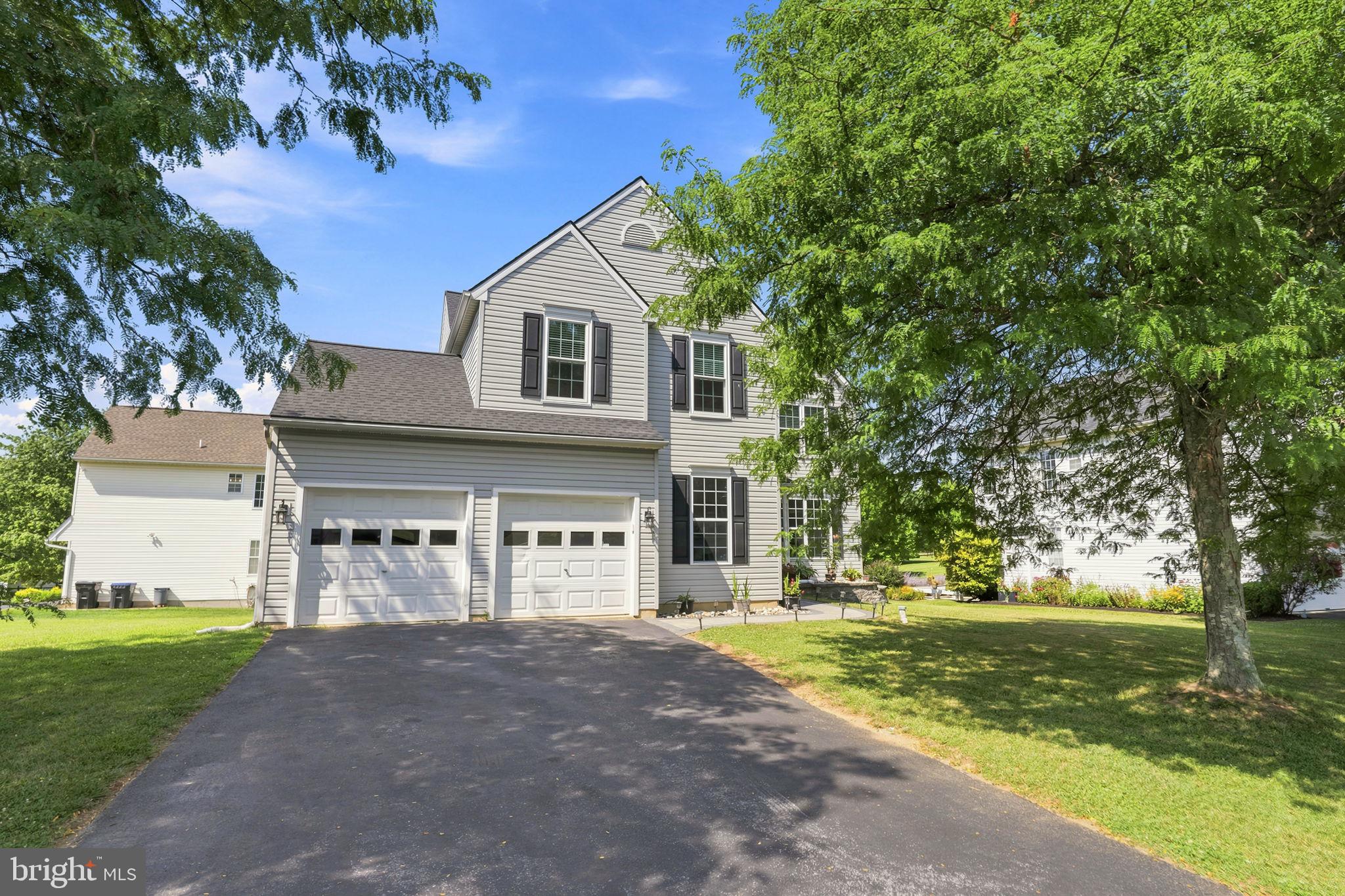 21 N DANBURY CIRCLE