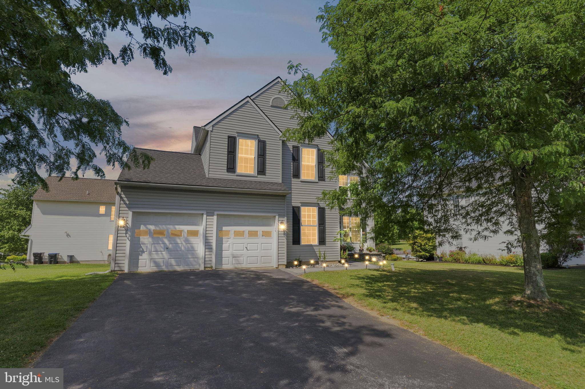 21 N DANBURY CIRCLE