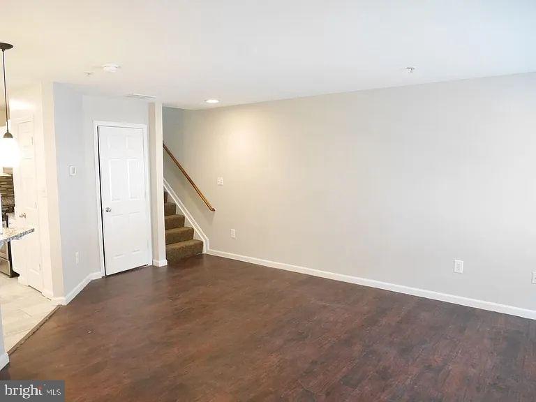 9306 LEIGH CHOICE COURT 28