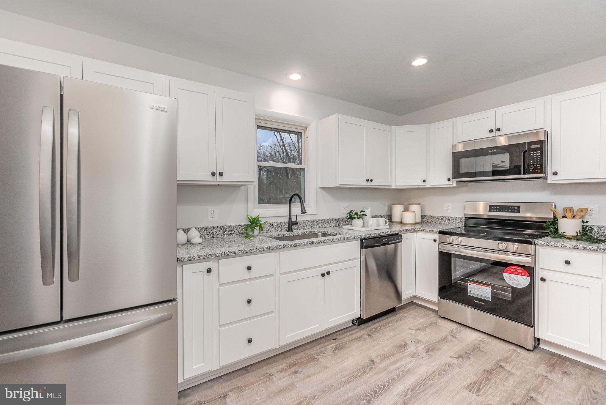 SPRINGDALE - Residential