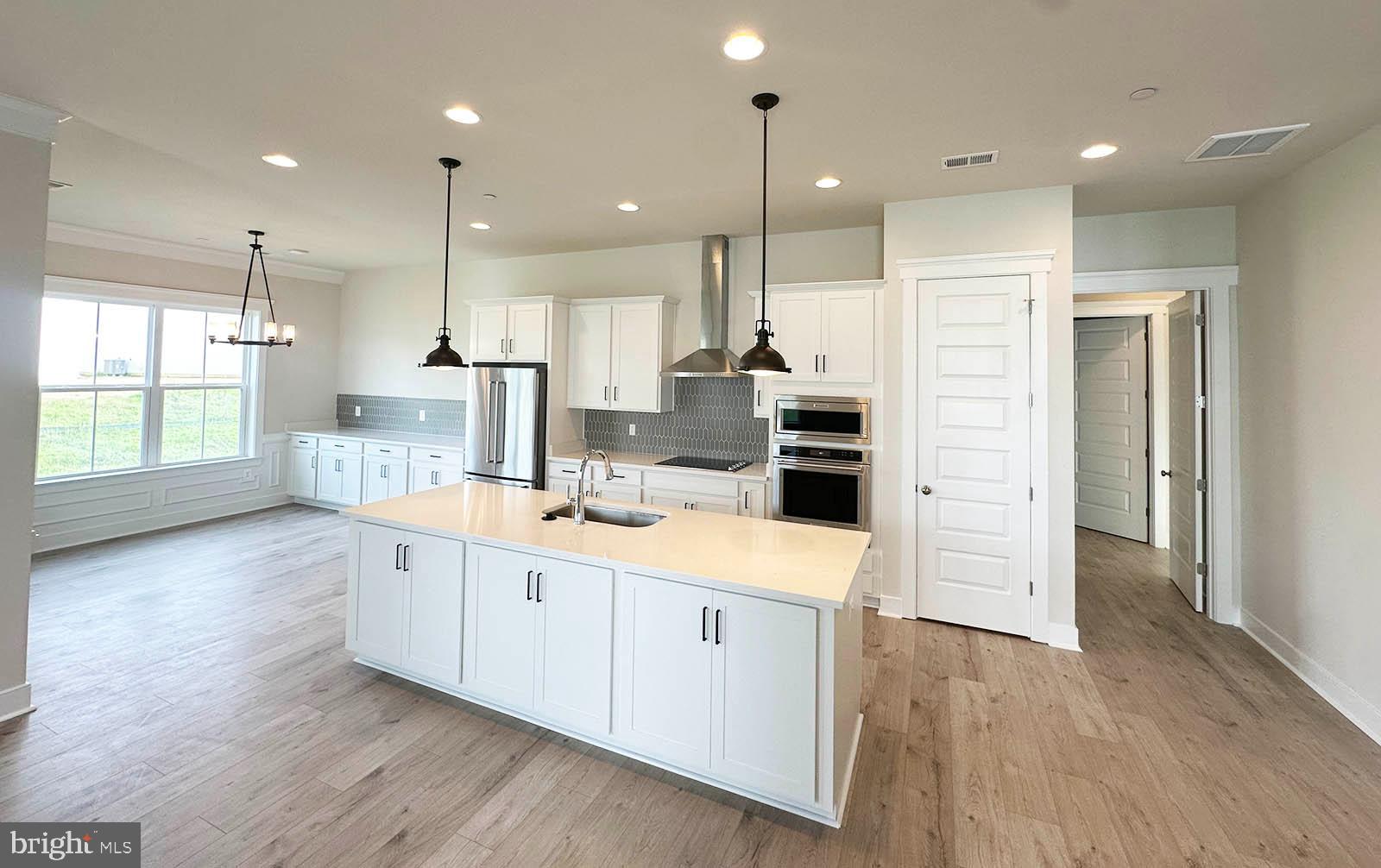 1549 LAKE TAHOE DR DRIVE