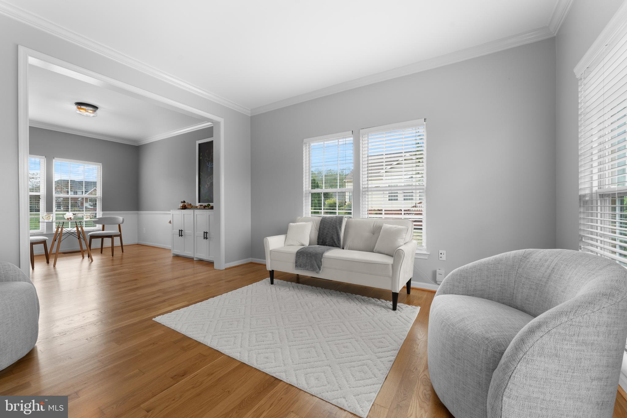 COUNTRY CLUB ESTATES - Residential