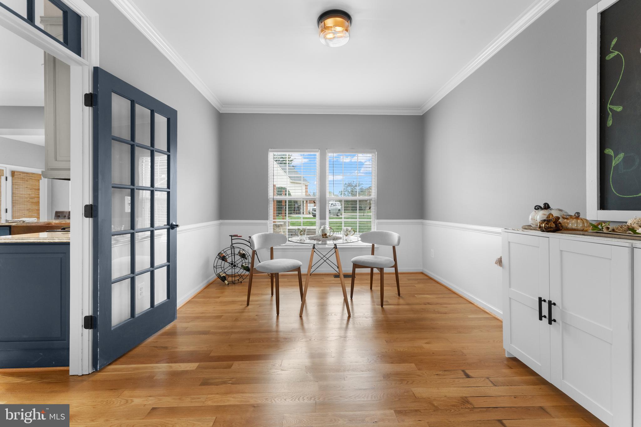 COUNTRY CLUB ESTATES - Residential