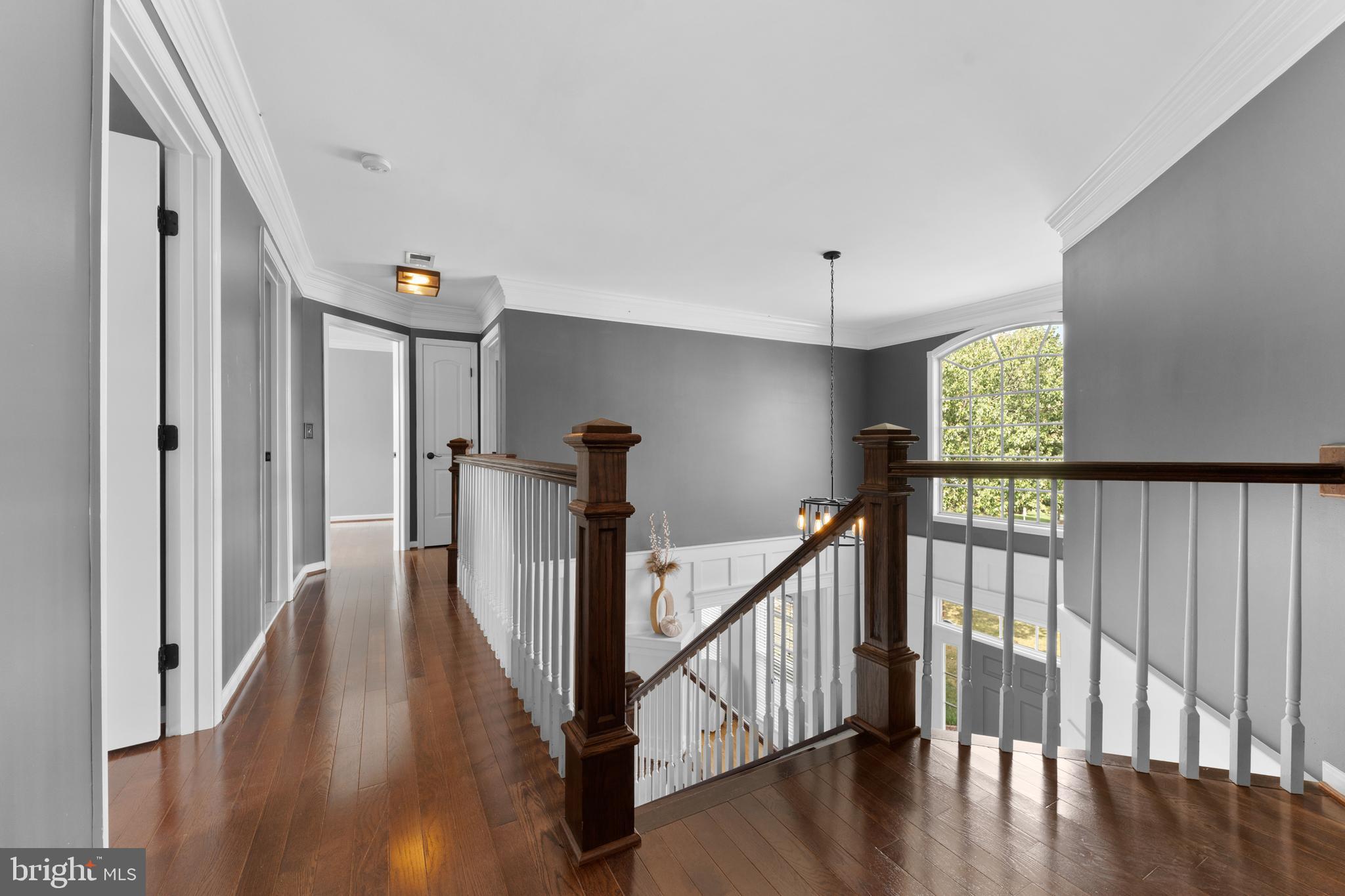 COUNTRY CLUB ESTATES - Residential