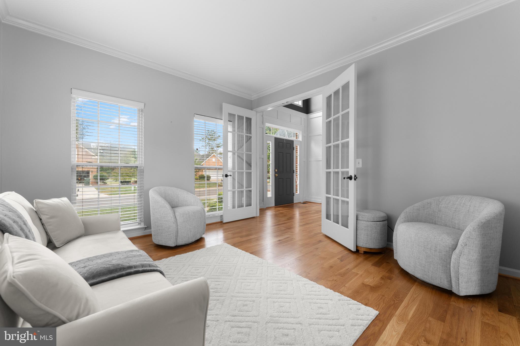 COUNTRY CLUB ESTATES - Residential