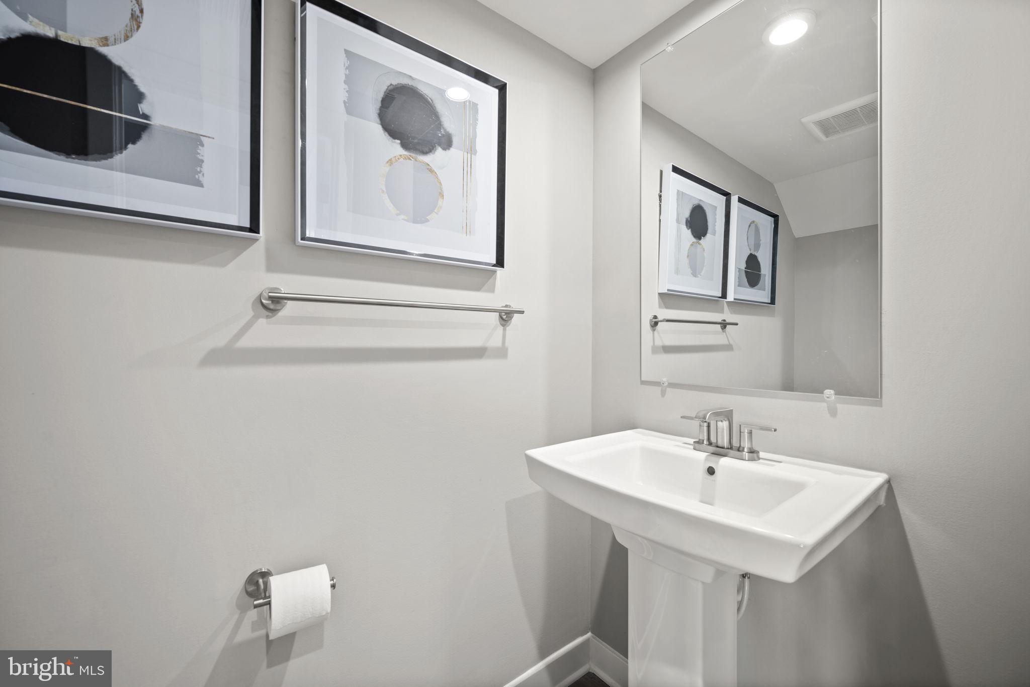 THE HIGHLANDS - Residential Lease