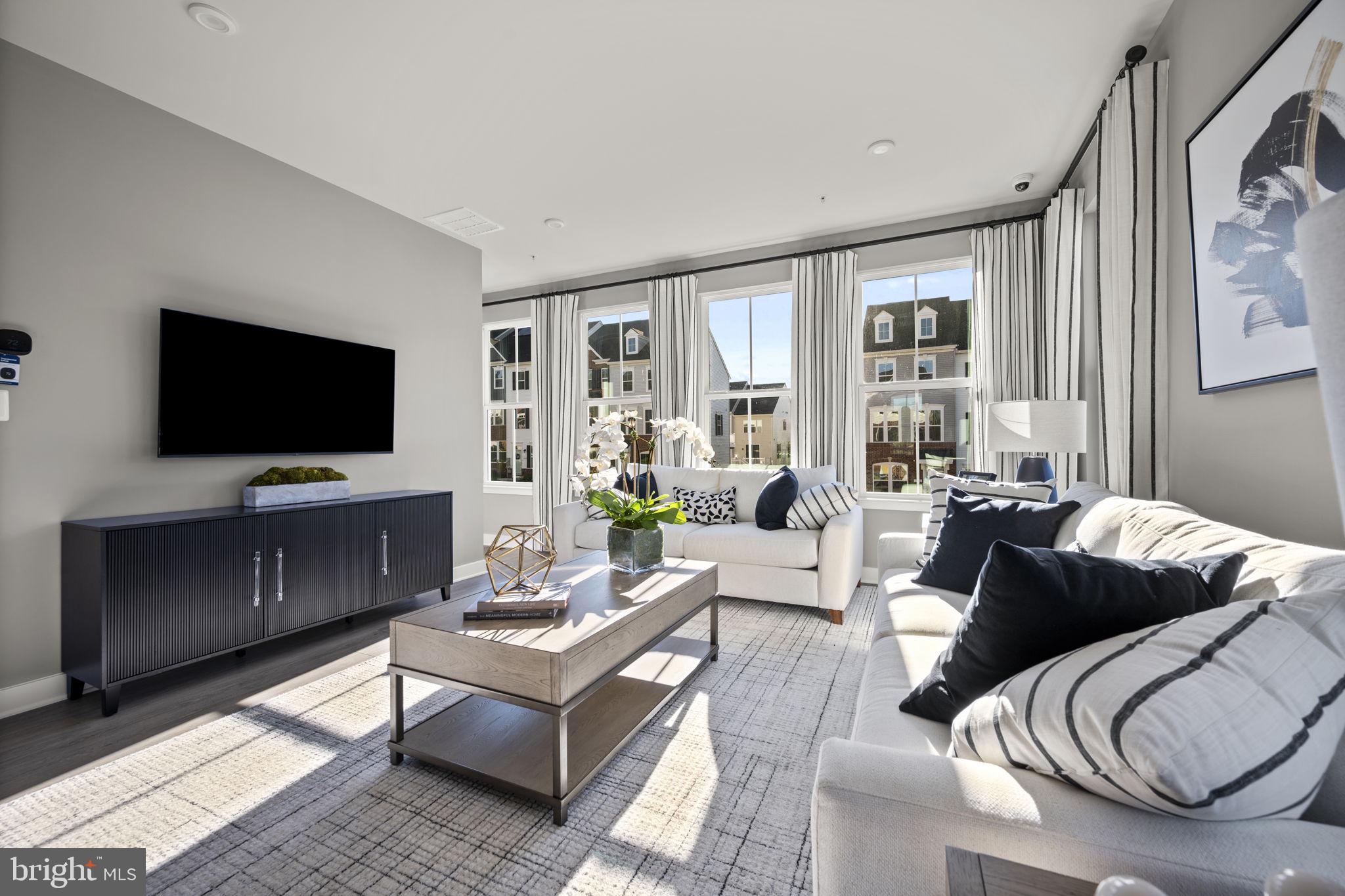 THE HIGHLANDS - Residential Lease