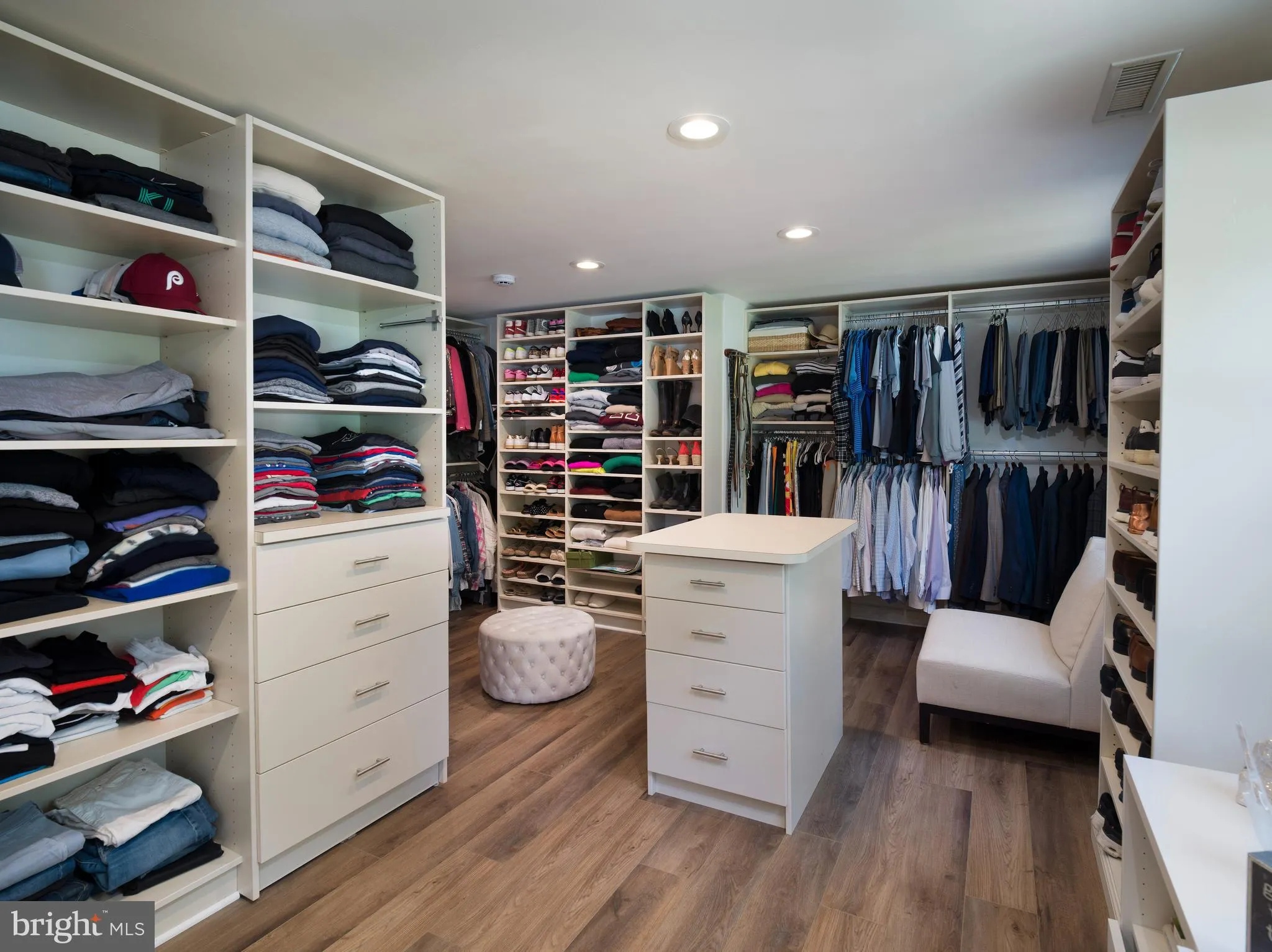 Bryn Mawr, Pennsylvania 19010, United States, 4 Bedrooms Bedrooms, ,6 BathroomsBathrooms,Residential,Active,146845