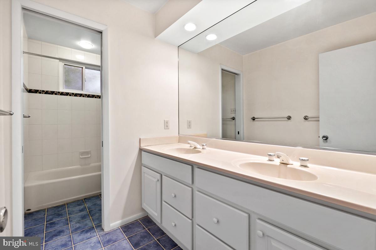 DRUMALDRY - Residential