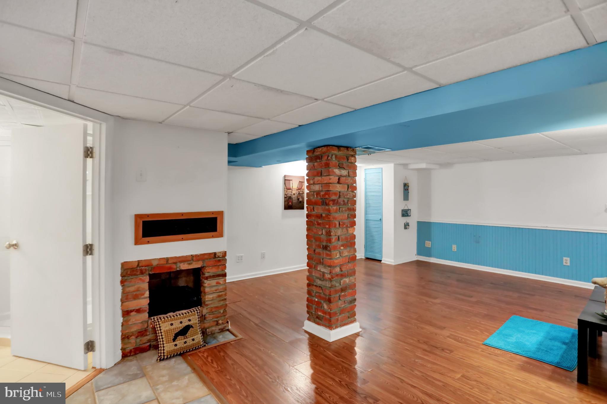 PARKVILLE - Residential