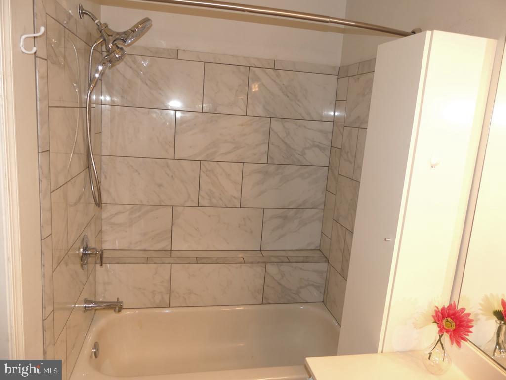 QUAIL CREEK - Residential