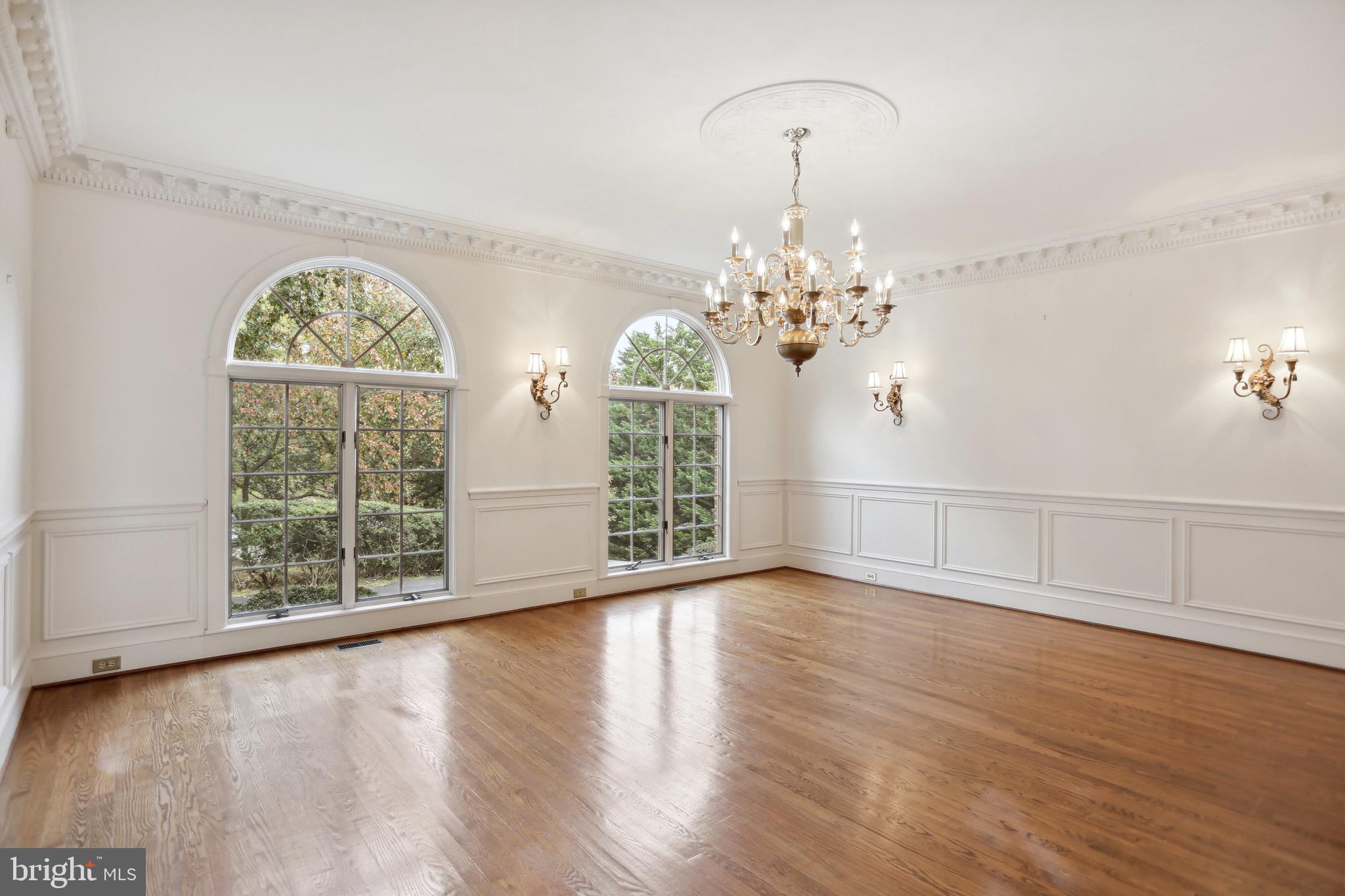 KENTSDALE ESTATES - Residential