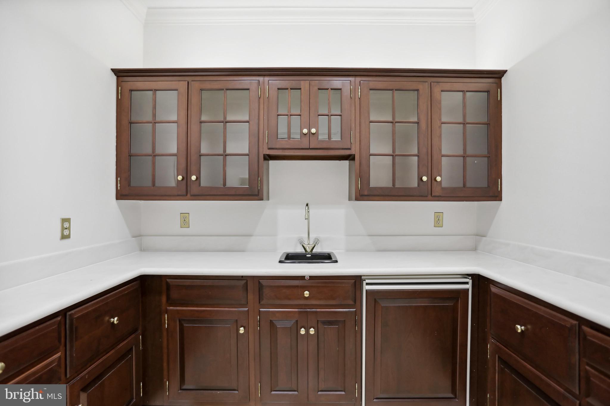 KENTSDALE ESTATES - Residential