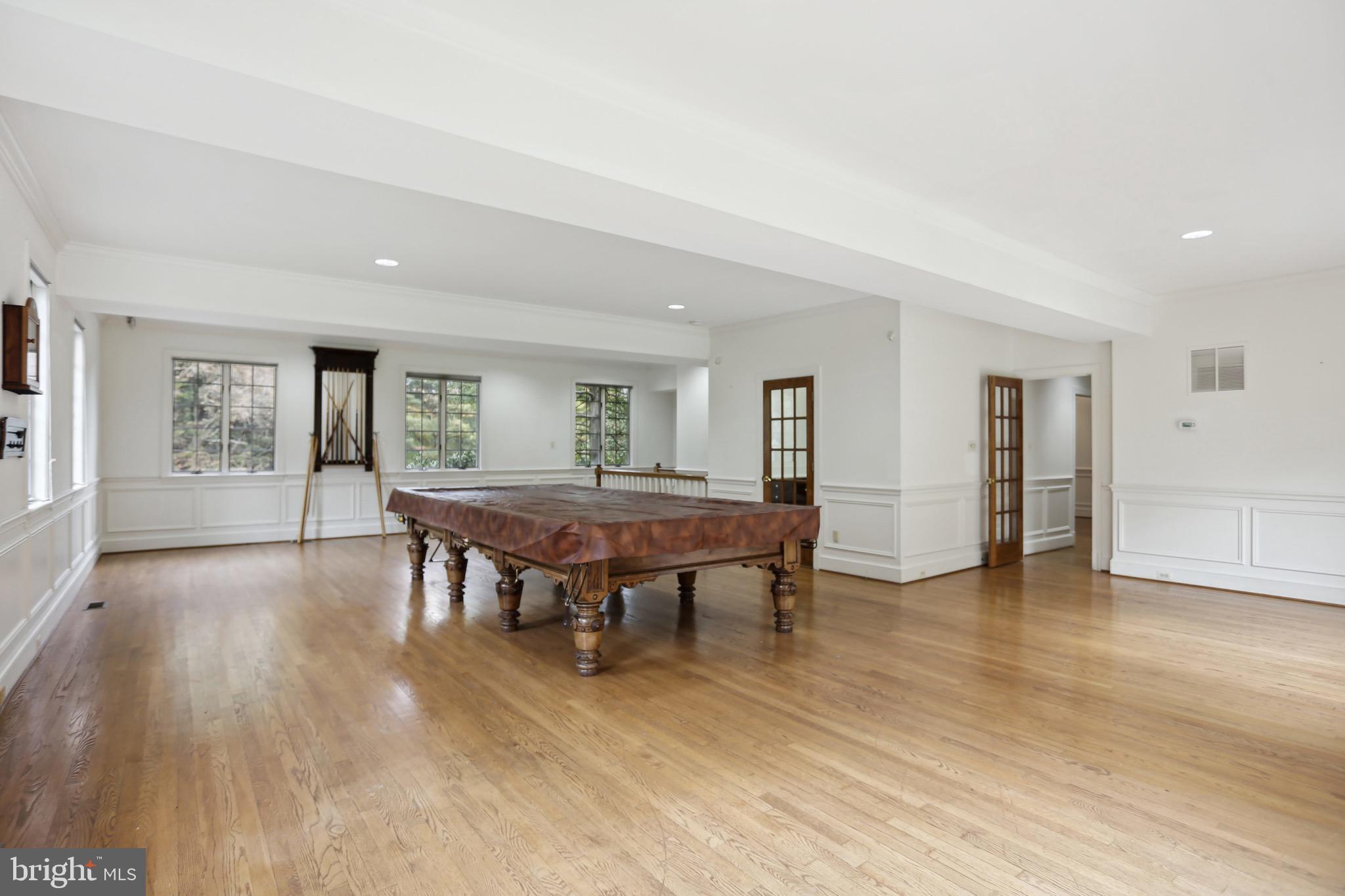 KENTSDALE ESTATES - Residential