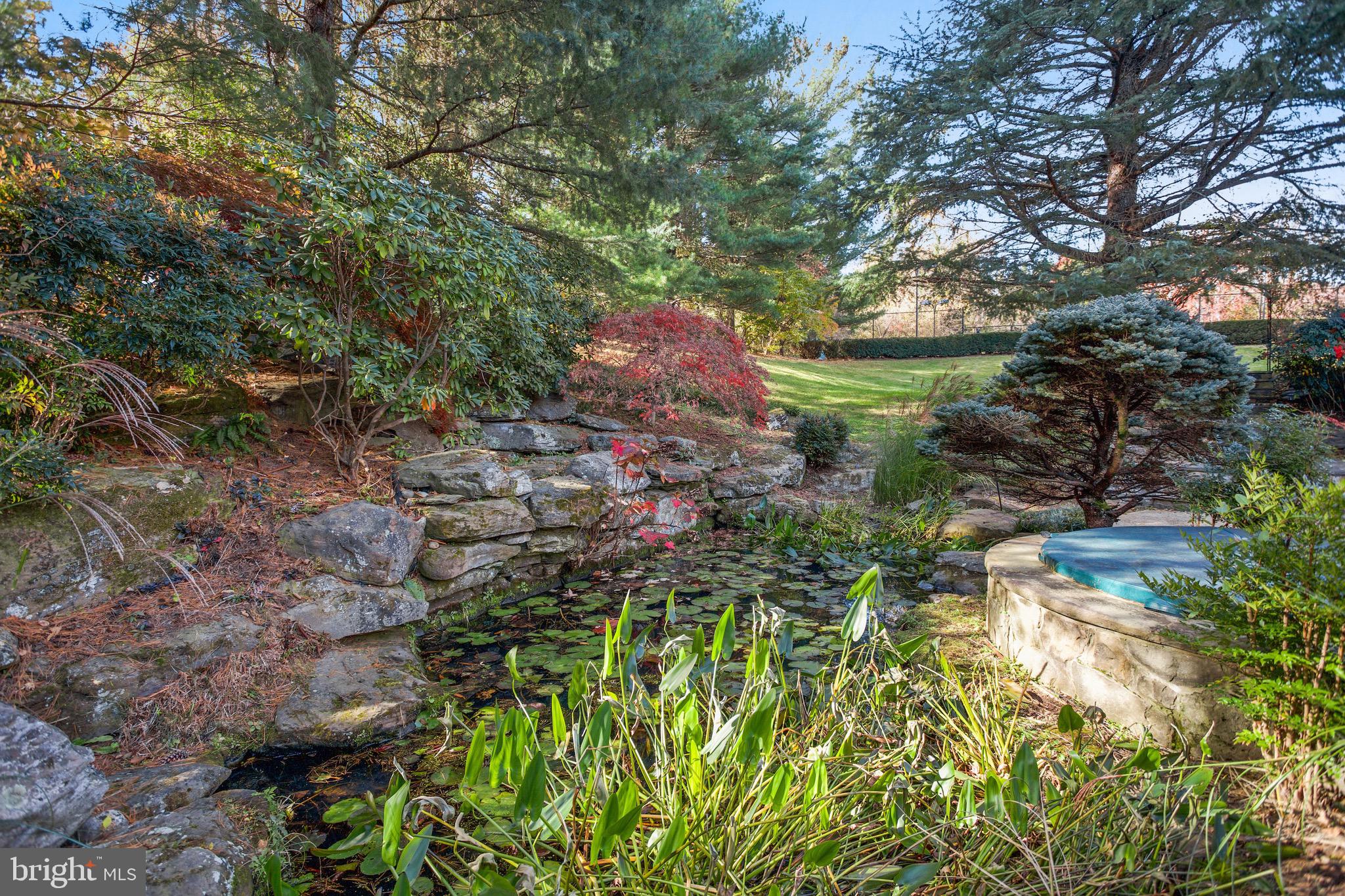 KENTSDALE ESTATES - Residential