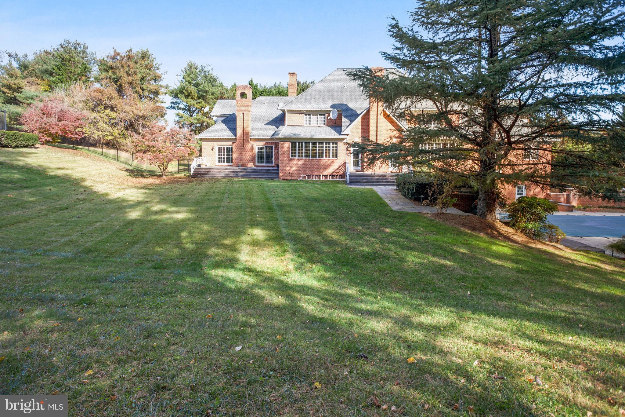 KENTSDALE ESTATES - Residential