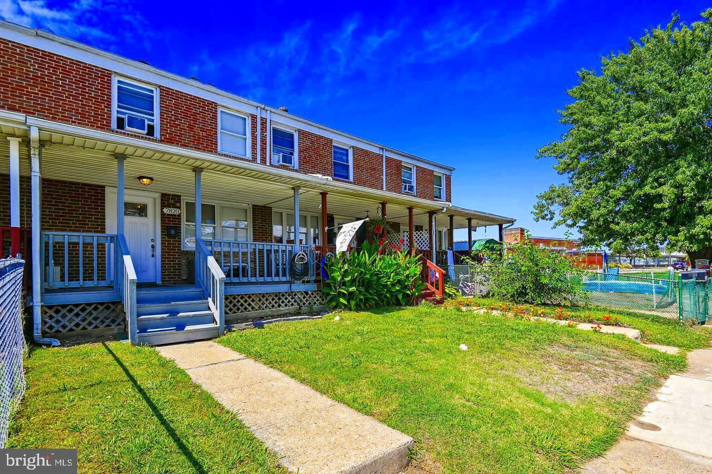 NORTH POINT VILLAGE - Residential