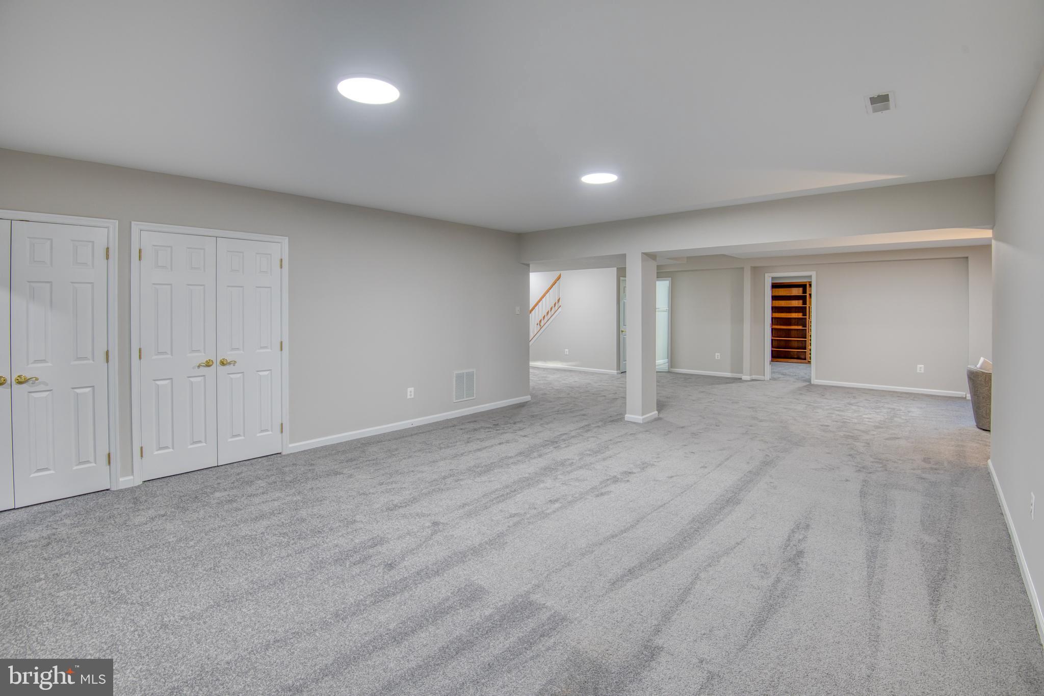 CLARKSBURG OUTSIDE - Residential