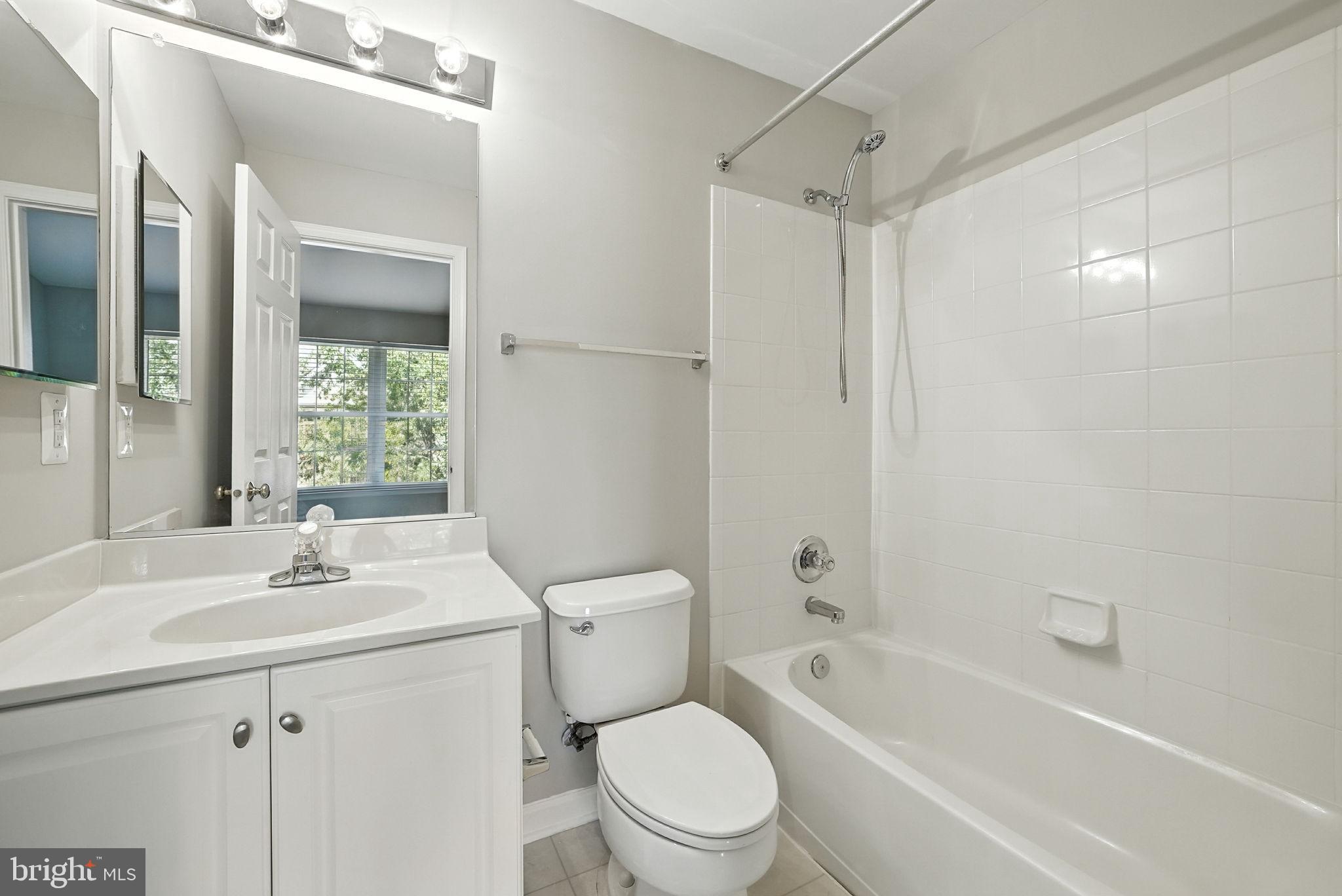 AMBERLEA AT SOUTH RIDING - Residential