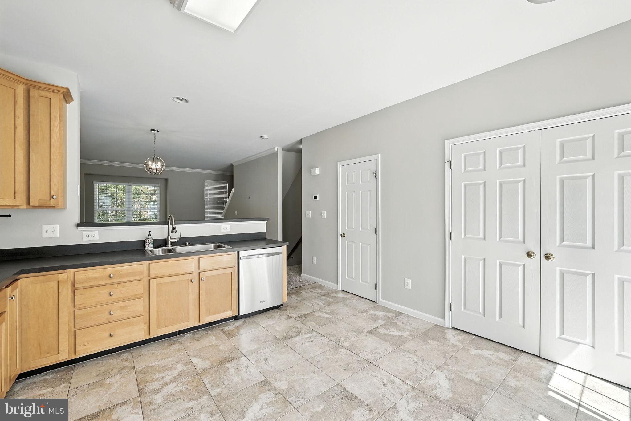 AMBERLEA AT SOUTH RIDING - Residential