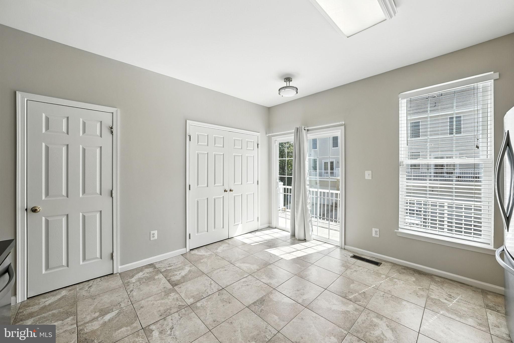 AMBERLEA AT SOUTH RIDING - Residential