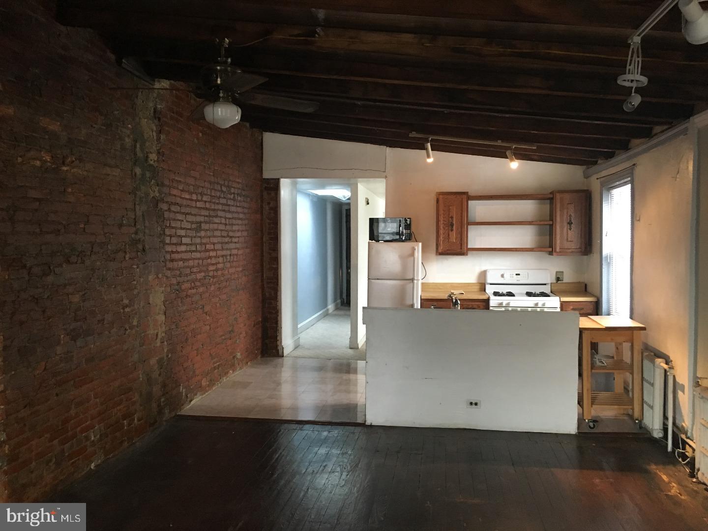 ART MUSEUM AREA - Residential Income