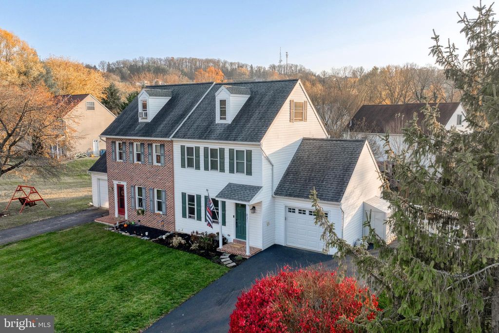 Photo of 831 Penny Lane, Mount Joy, PA 17552 (MLS # PALA2060956)