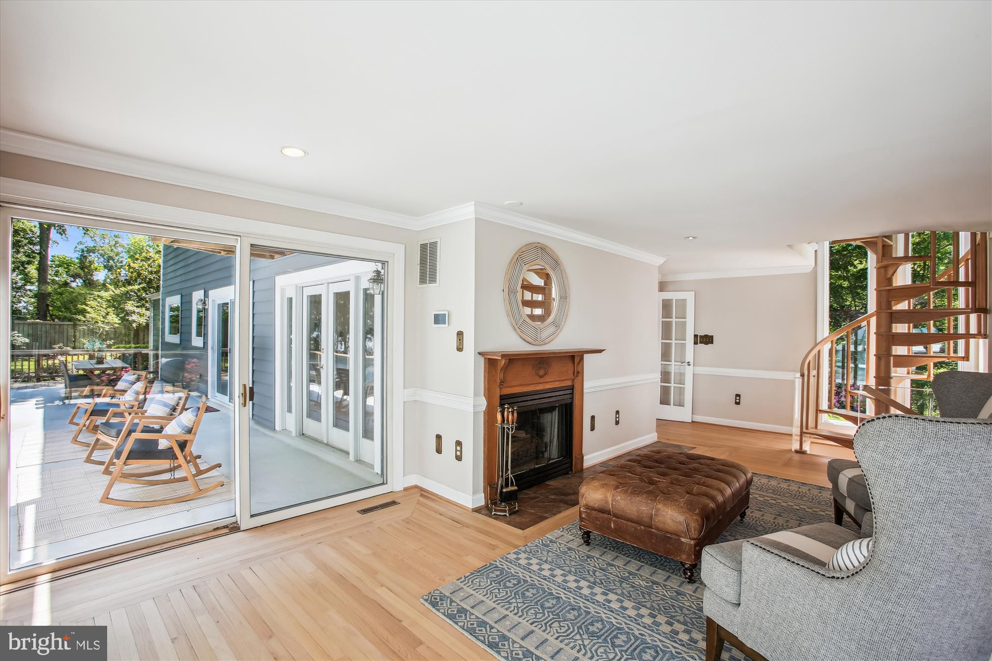 HALLOWING POINT RIVER ESTATES - Residential