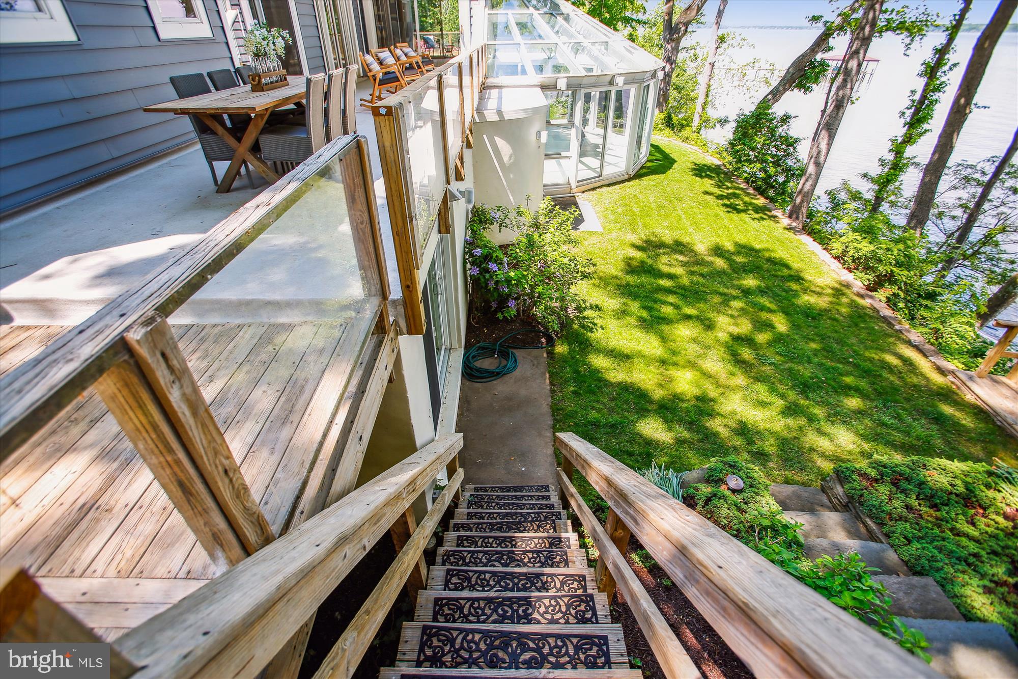 HALLOWING POINT RIVER ESTATES - Residential