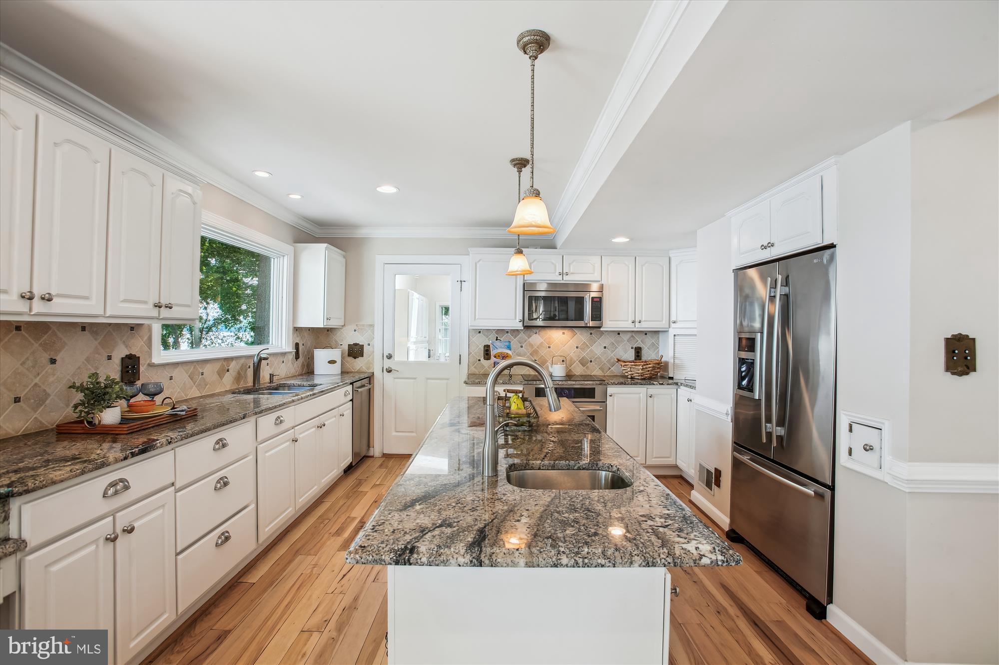 HALLOWING POINT RIVER ESTATES - Residential