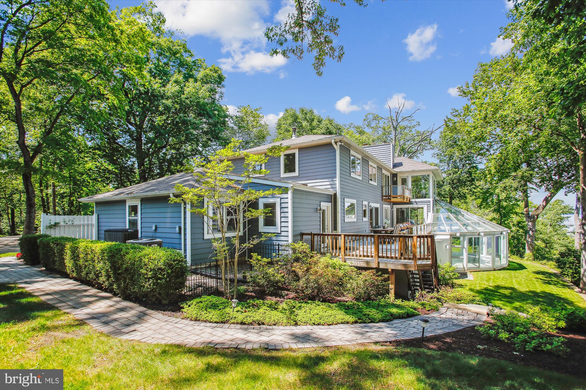 HALLOWING POINT RIVER ESTATES - Residential