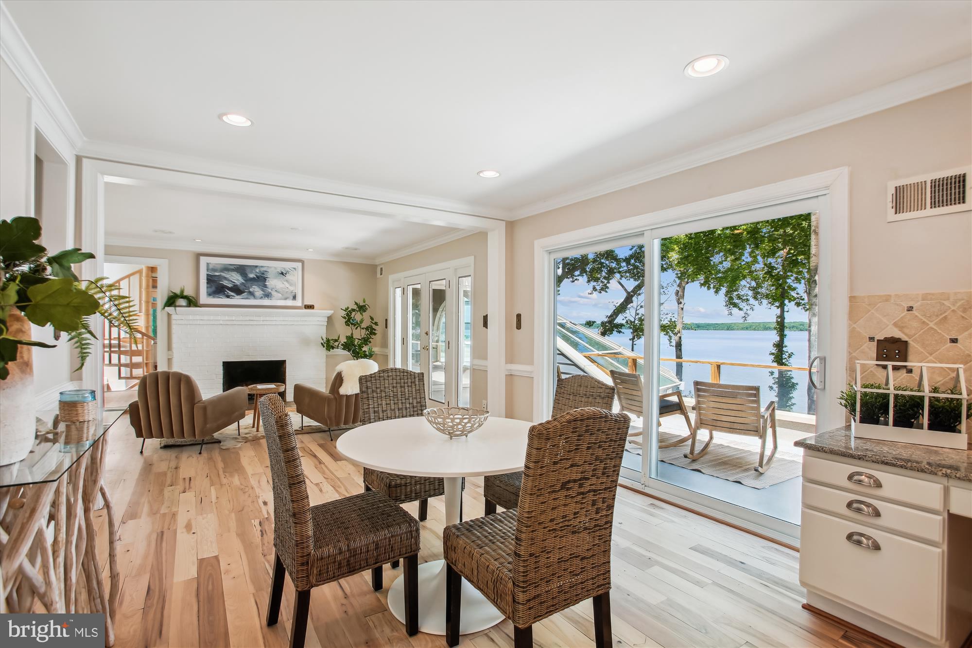 HALLOWING POINT RIVER ESTATES - Residential