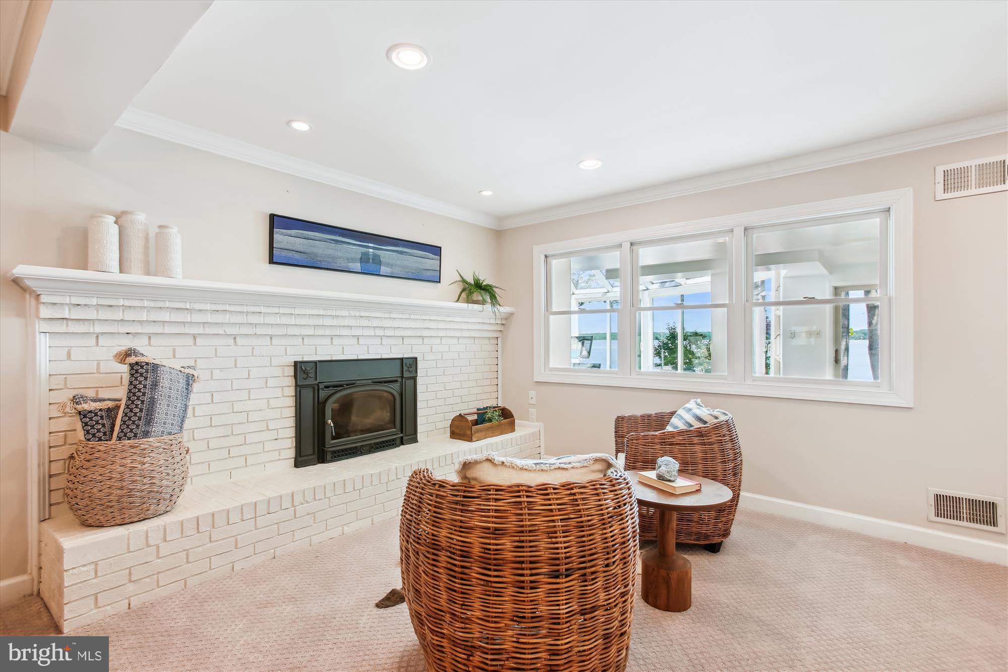 HALLOWING POINT RIVER ESTATES - Residential