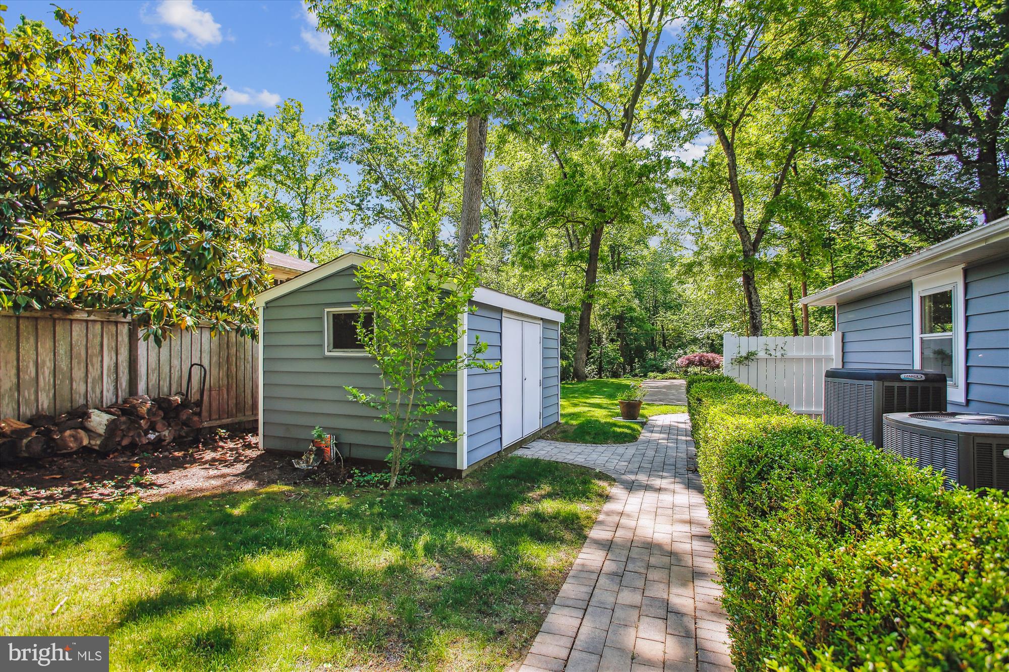 HALLOWING POINT RIVER ESTATES - Residential