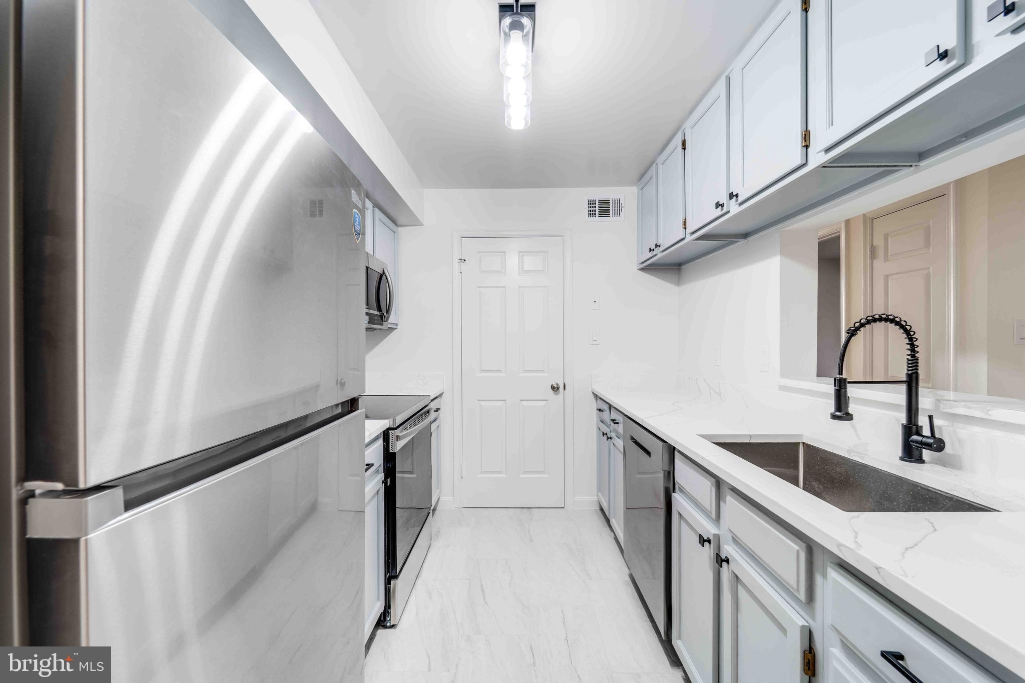 OLDE MILL - Residential