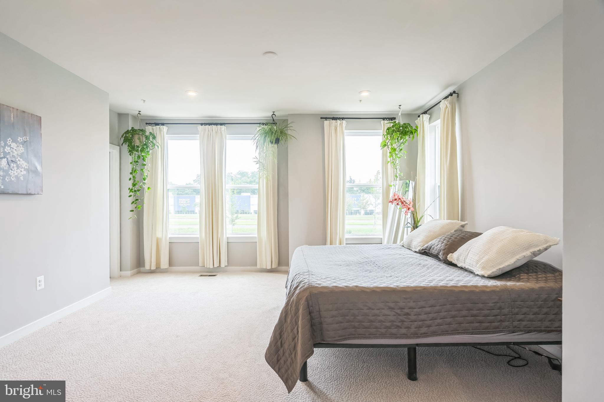 ASHBROOK PLACE - Residential