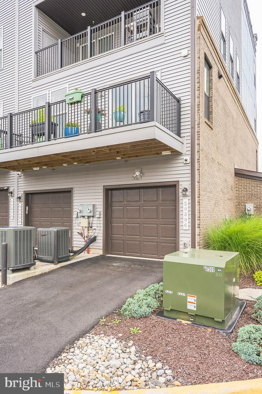 ASHBROOK PLACE - Residential