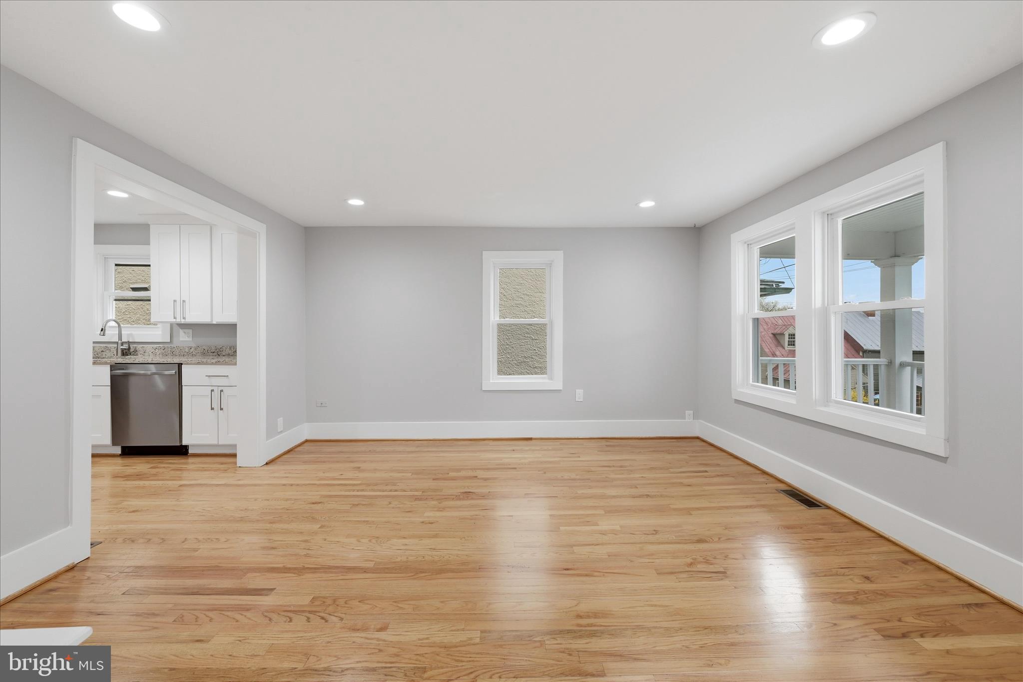 WINCHESTER CITY - Residential