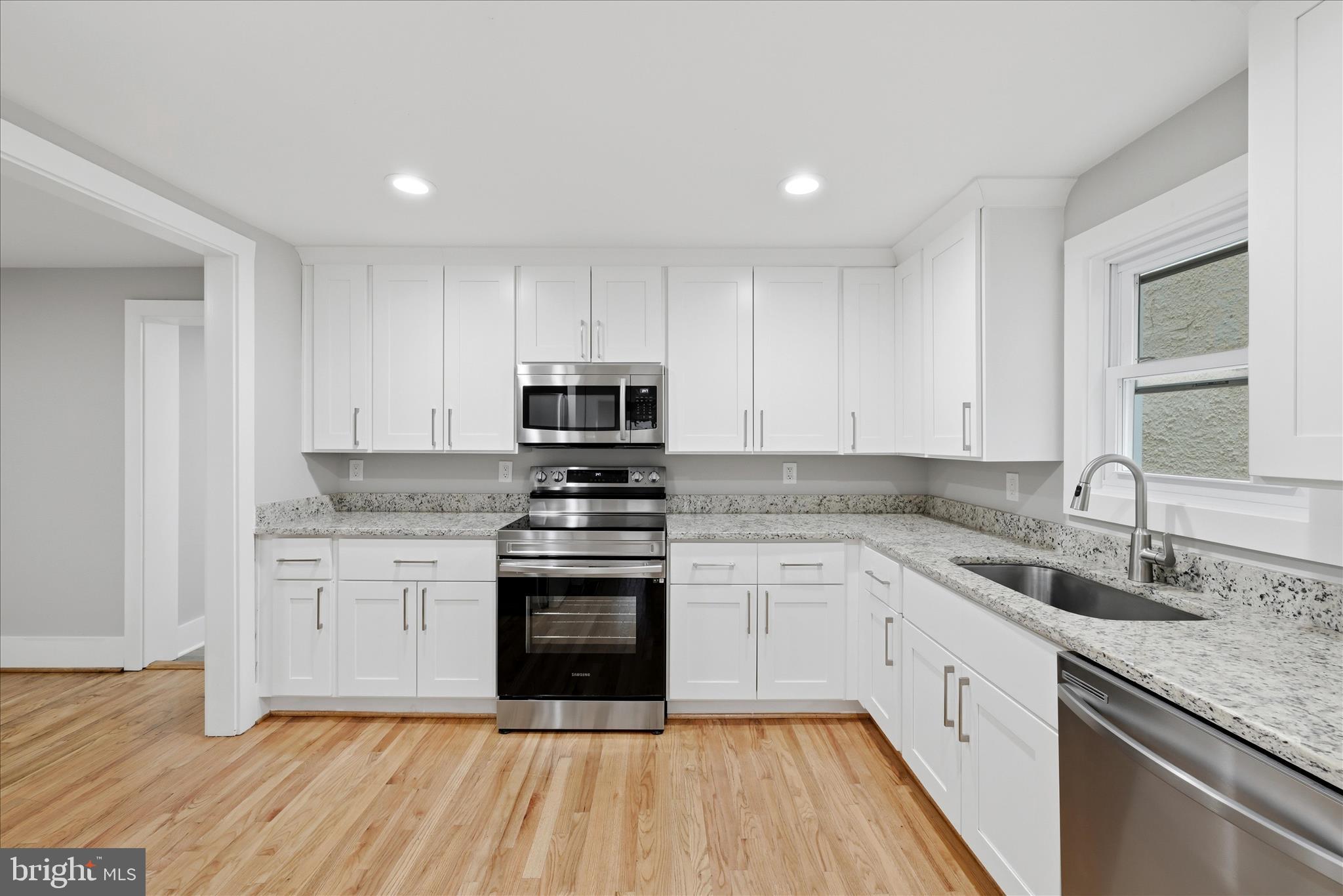 WINCHESTER CITY - Residential