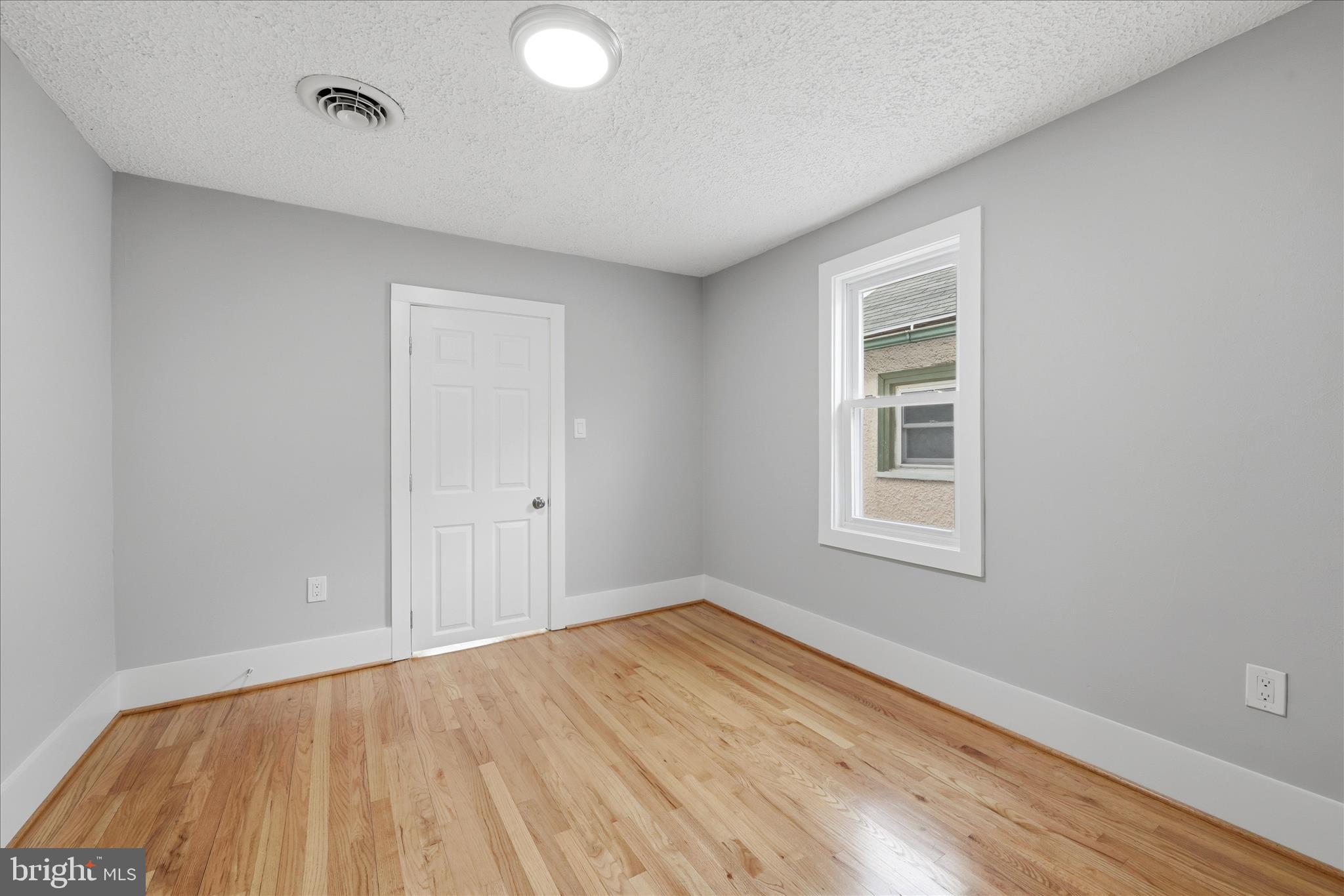 WINCHESTER CITY - Residential