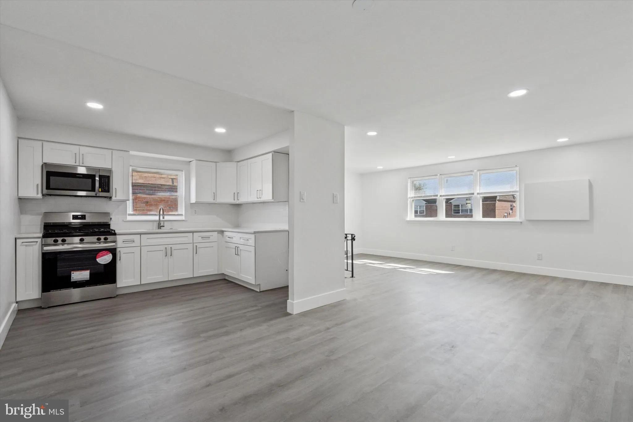 Philadelphia, Pennsylvania 19152, United States, 3 Bedrooms Bedrooms, ,2 BathroomsBathrooms,Residential,Active,193182