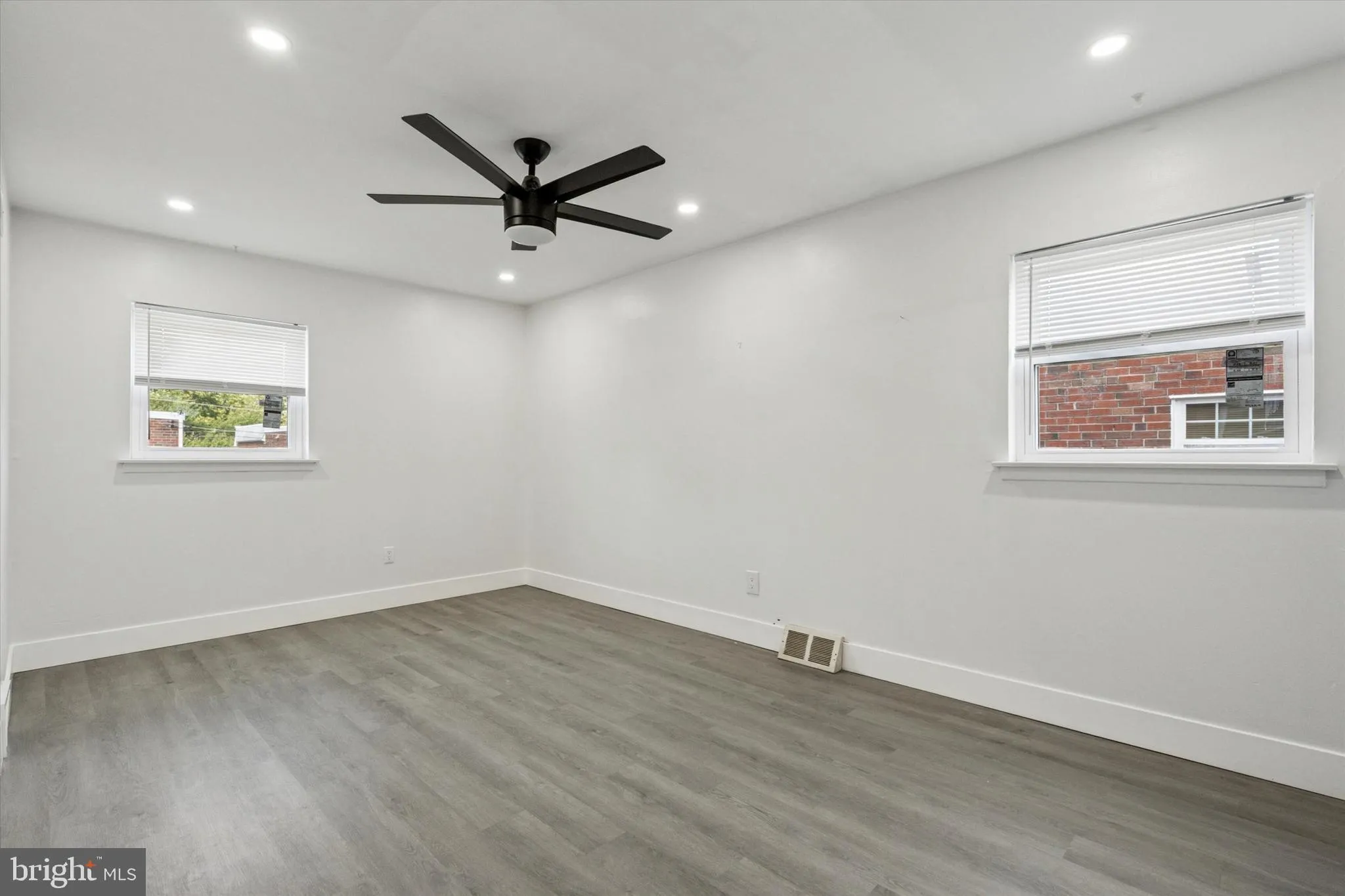 Philadelphia, Pennsylvania 19152, United States, 3 Bedrooms Bedrooms, ,2 BathroomsBathrooms,Residential,Active,193182