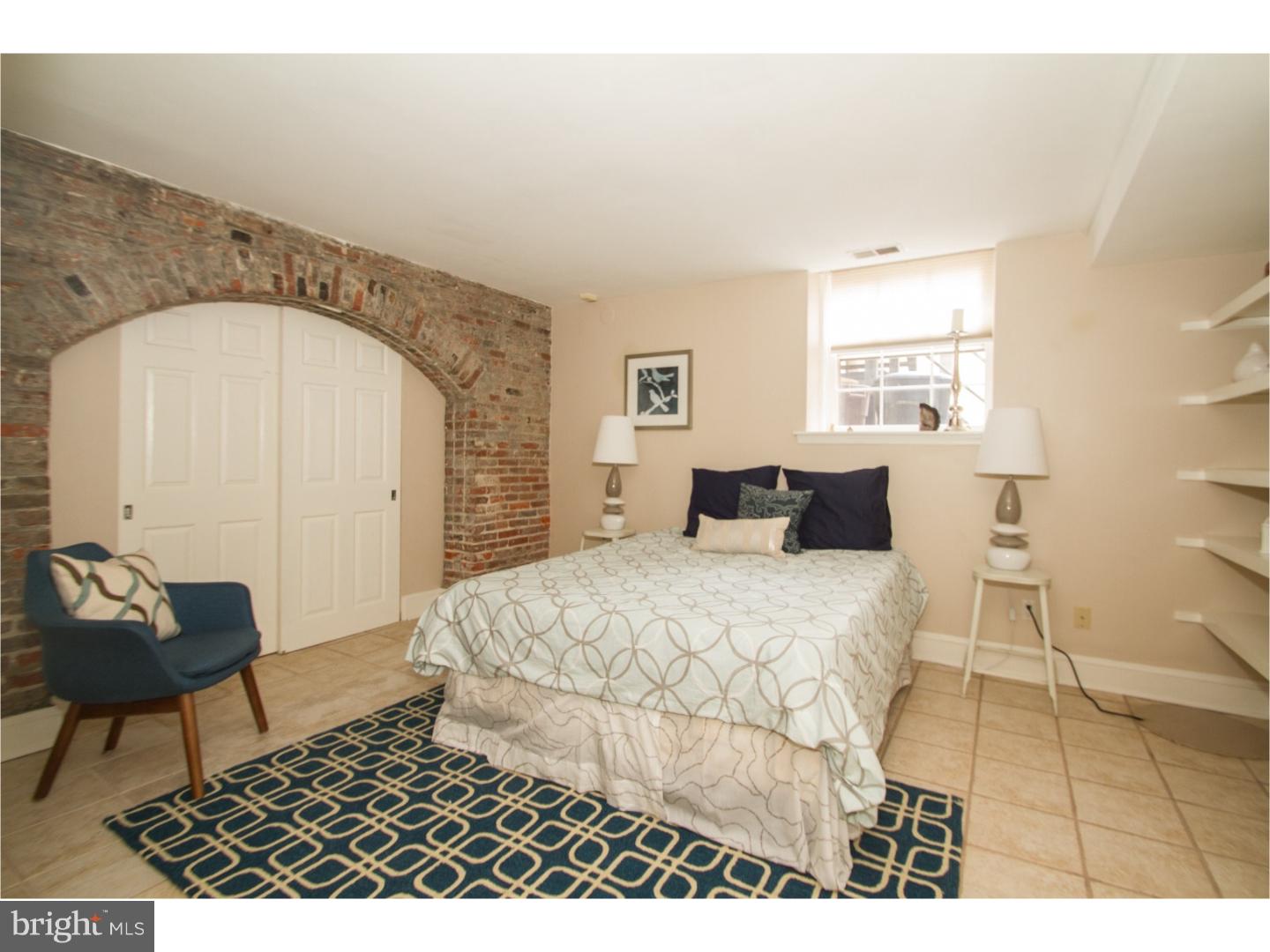 SOCIETY HILL - Residential