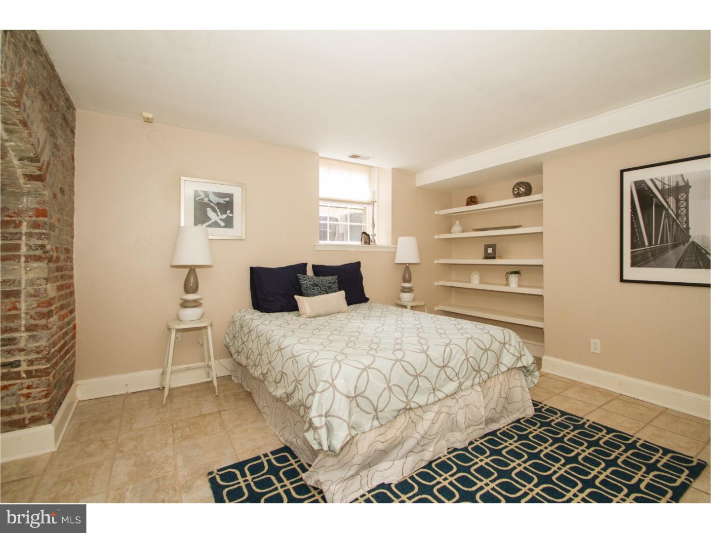 SOCIETY HILL - Residential