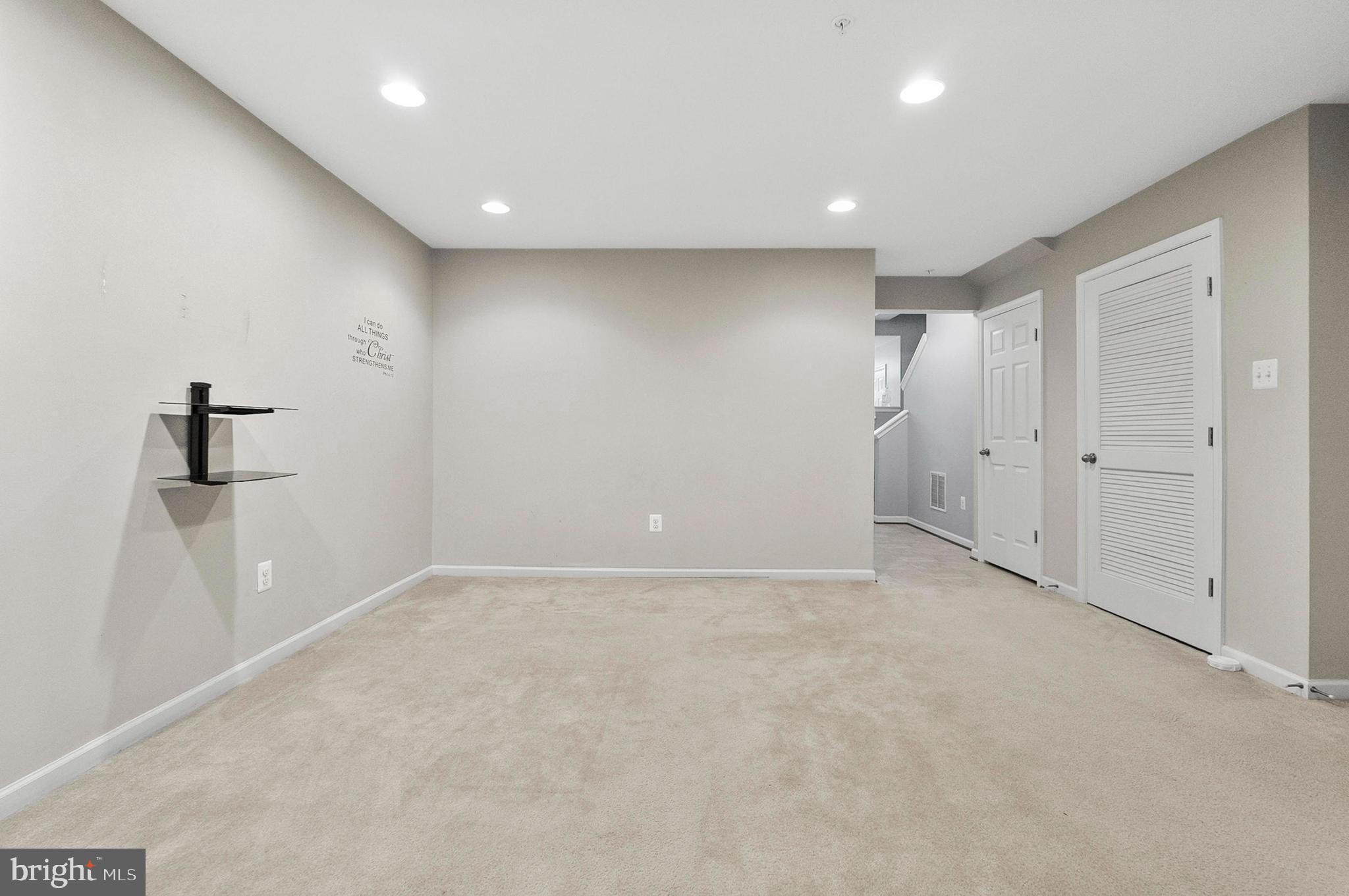 STANSBURY SHORES - Residential