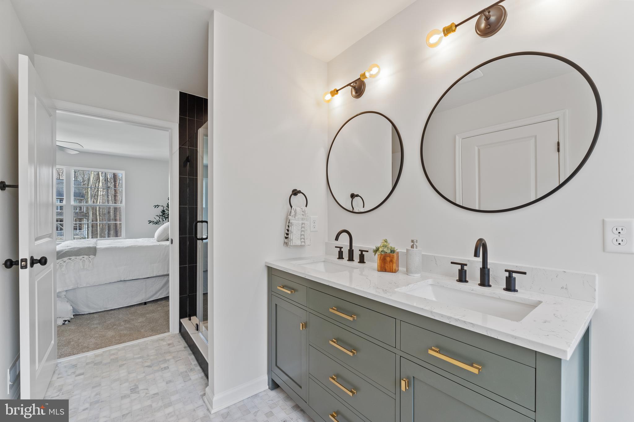 CLEARVIEW SHORES - Residential