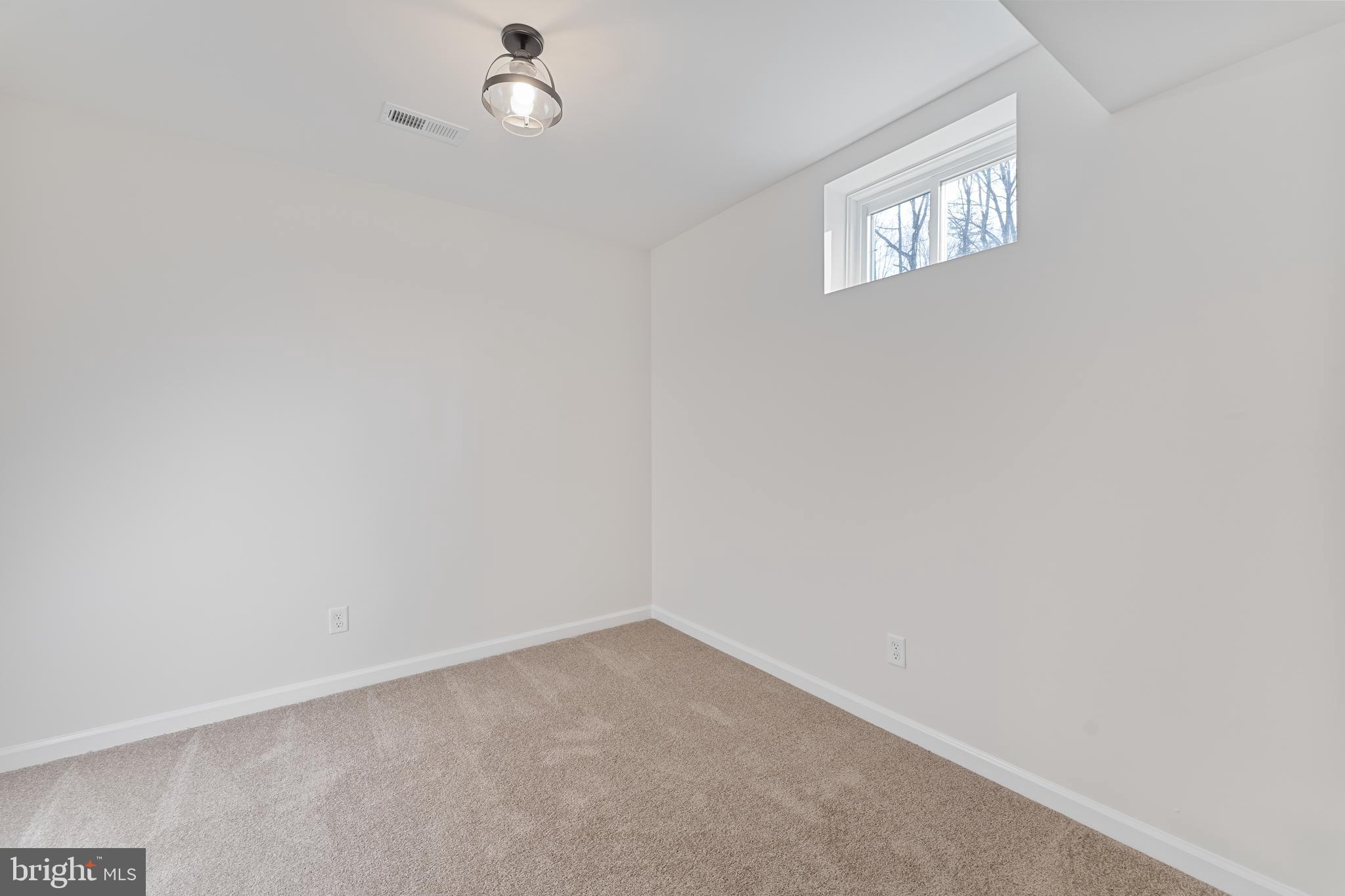 CLEARVIEW SHORES - Residential