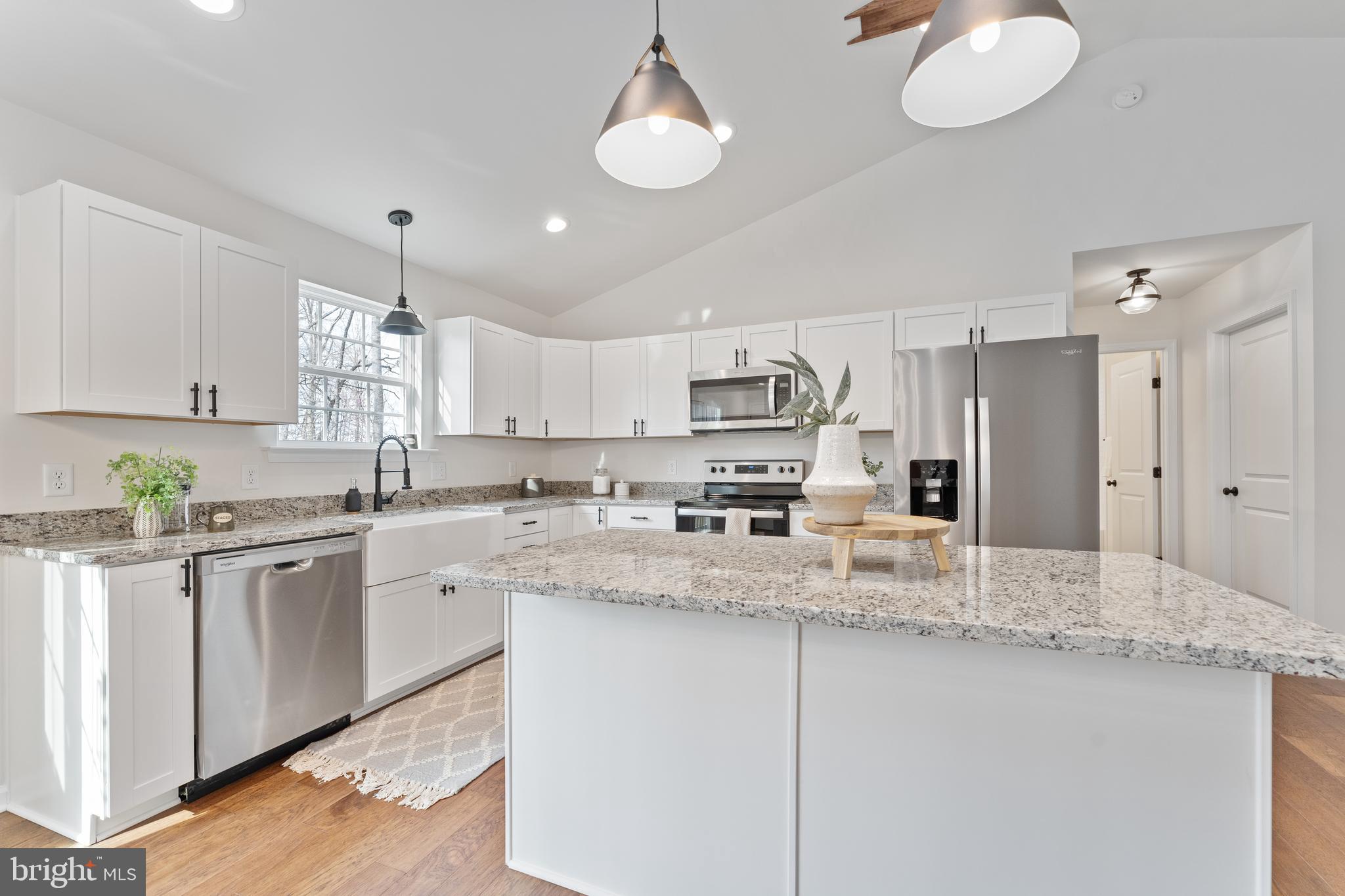 CLEARVIEW SHORES - Residential